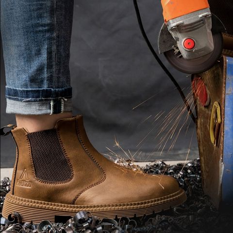 Bota Masculina de Couro Básica - Resistente a impactos