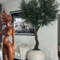 7′ olivo árbol en mate beige 30″ esférico jardinera