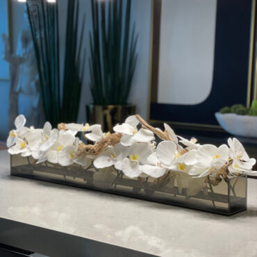36″ Casa Moderna negro teñido vidrio plato jardinera con blanco phalaenopsis orquídeas