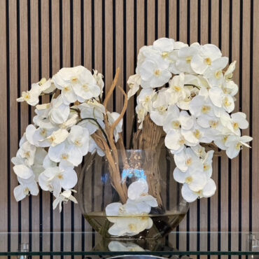 16″ luna jarrón con blanco orquídeas